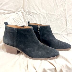 J Crew Black Suede Ankle Bootie Chelsea Boots Size 9